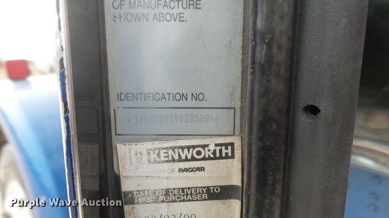 image for item DC2423 2000 Kenworth W900 manure spreader truck