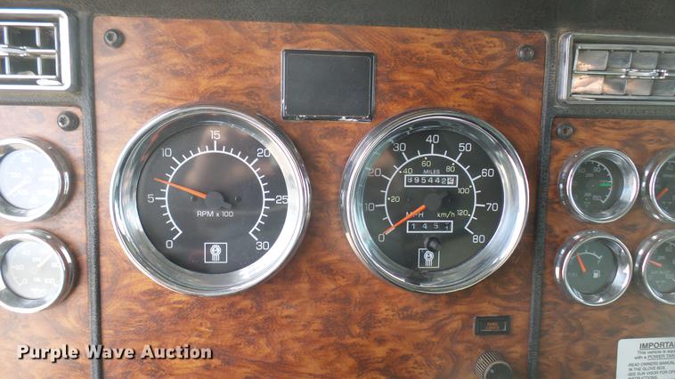 image for item DC2423 2000 Kenworth W900 manure spreader truck