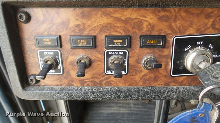 image for item DC2423 2000 Kenworth W900 manure spreader truck