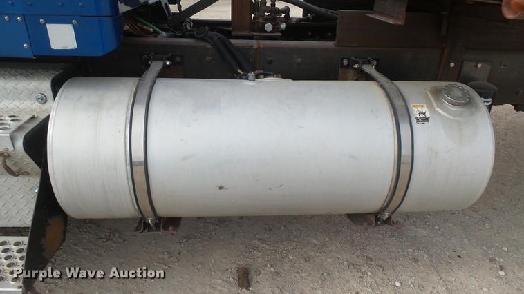 image for item DC2423 2000 Kenworth W900 manure spreader truck