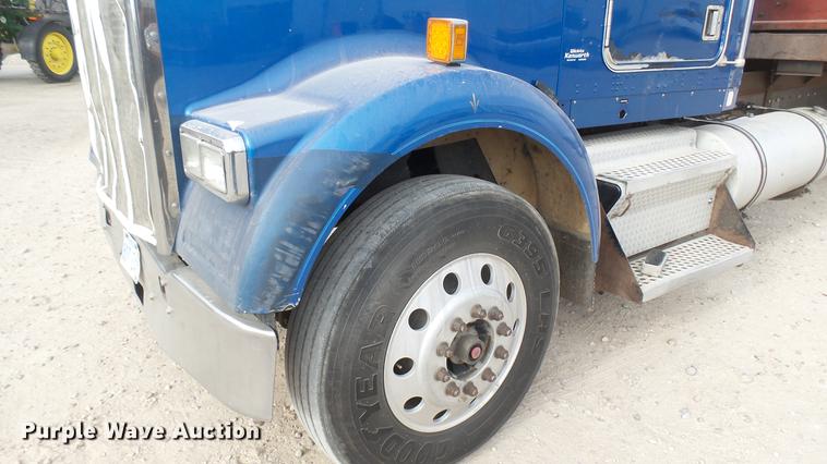 image for item DC2423 2000 Kenworth W900 manure spreader truck