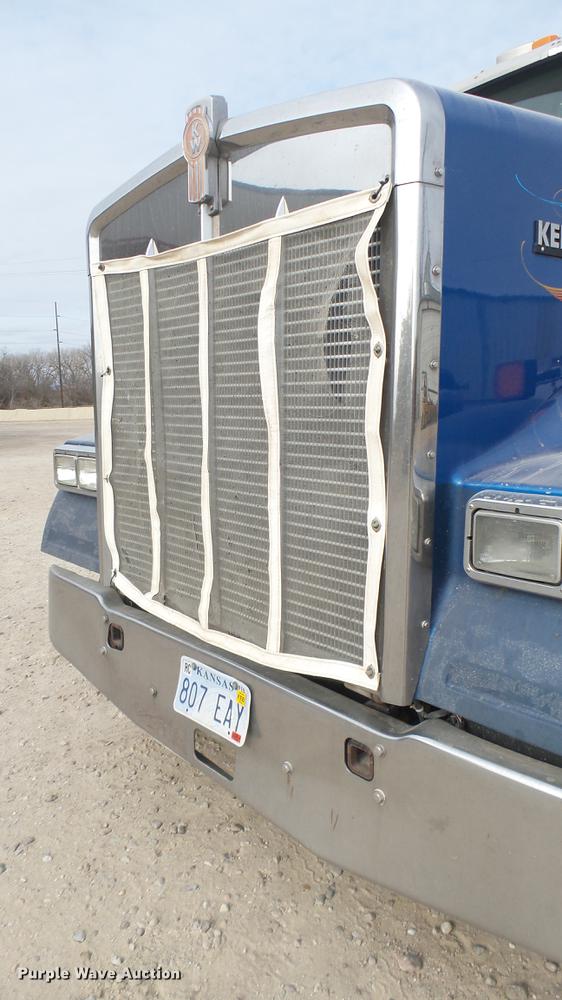 image for item DC2423 2000 Kenworth W900 manure spreader truck