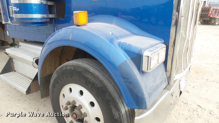 image for item DC2423 2000 Kenworth W900 manure spreader truck