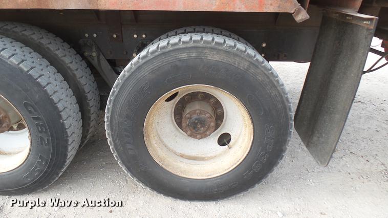 image for item DC2423 2000 Kenworth W900 manure spreader truck