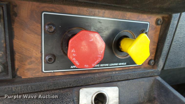 image for item DC2424 2000 Kenworth W900 manure spreader truck