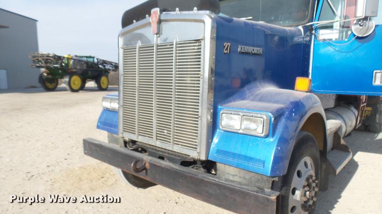 image for item DC2424 2000 Kenworth W900 manure spreader truck