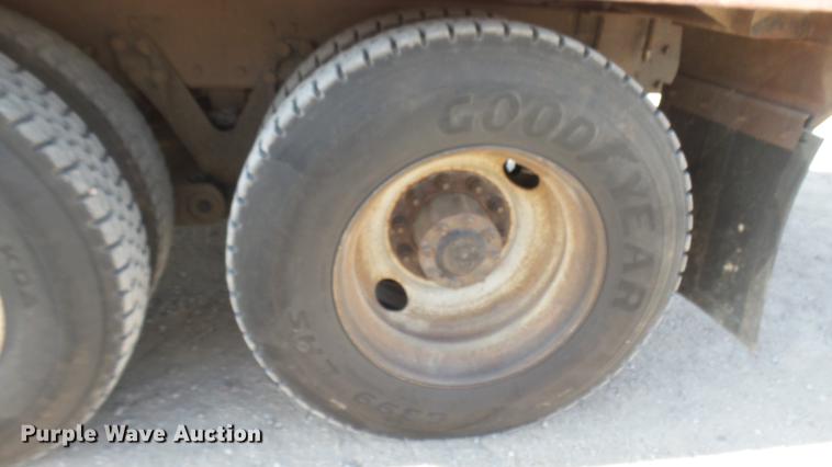 image for item DC2424 2000 Kenworth W900 manure spreader truck