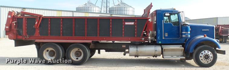 image for item DC2425 2000 Kenworth W900 manure spreader truck