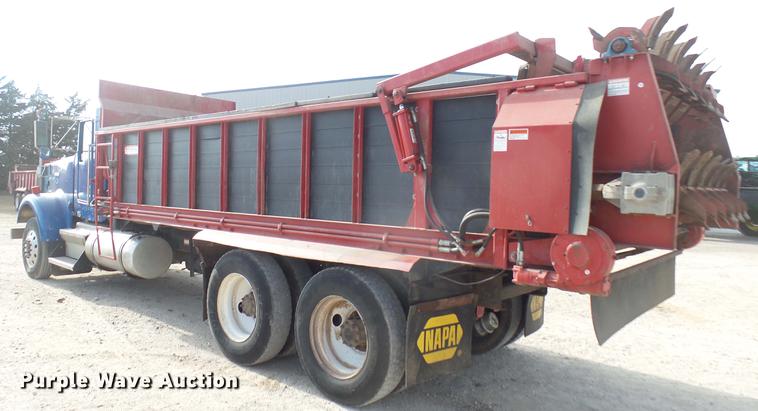 image for item DC2425 2000 Kenworth W900 manure spreader truck