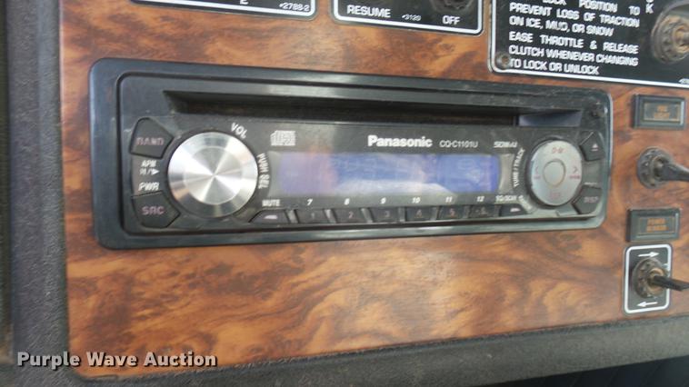 image for item DC2425 2000 Kenworth W900 manure spreader truck