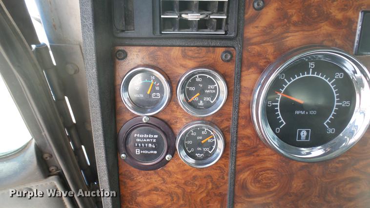 image for item DC2425 2000 Kenworth W900 manure spreader truck