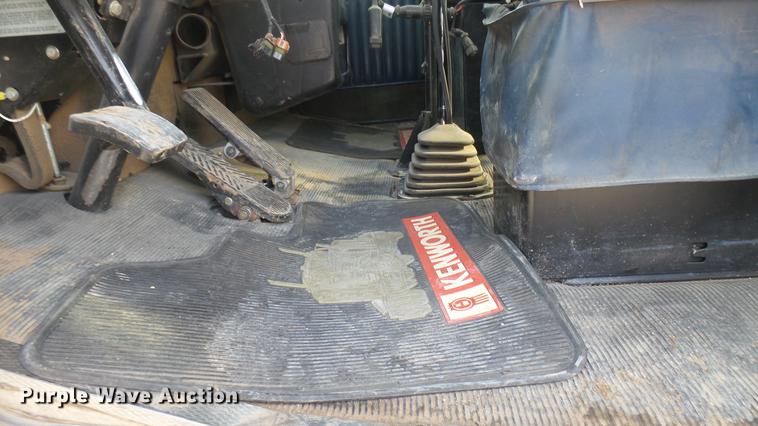 image for item DC2425 2000 Kenworth W900 manure spreader truck