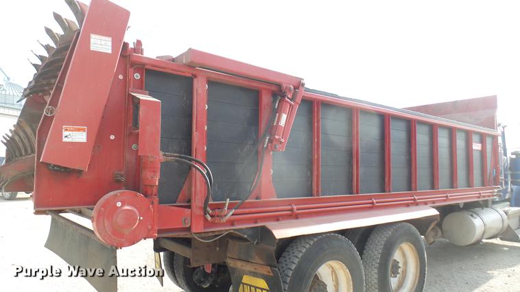 image for item DC2425 2000 Kenworth W900 manure spreader truck