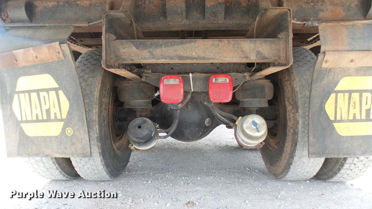 image for item DC2425 2000 Kenworth W900 manure spreader truck