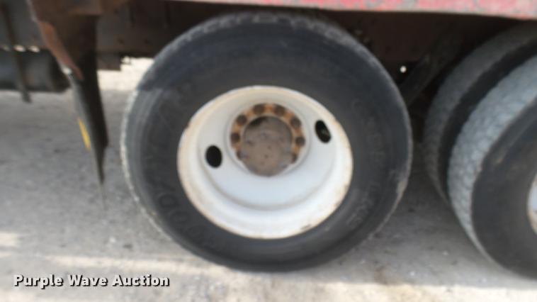 image for item DC2425 2000 Kenworth W900 manure spreader truck