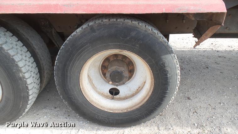 image for item DC2425 2000 Kenworth W900 manure spreader truck