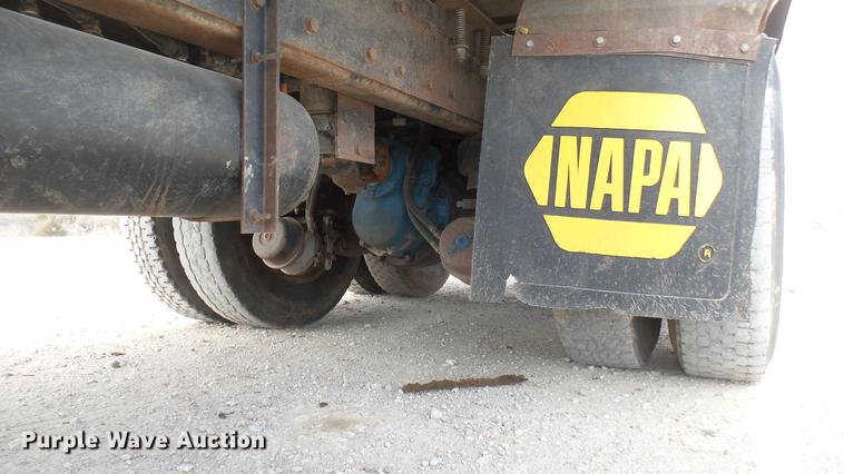 image for item DC2425 2000 Kenworth W900 manure spreader truck