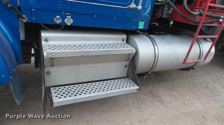 image for item DC2425 2000 Kenworth W900 manure spreader truck