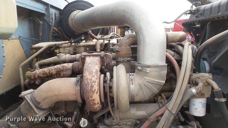 image for item DC2426 1986 International F9370 manure spreader truck