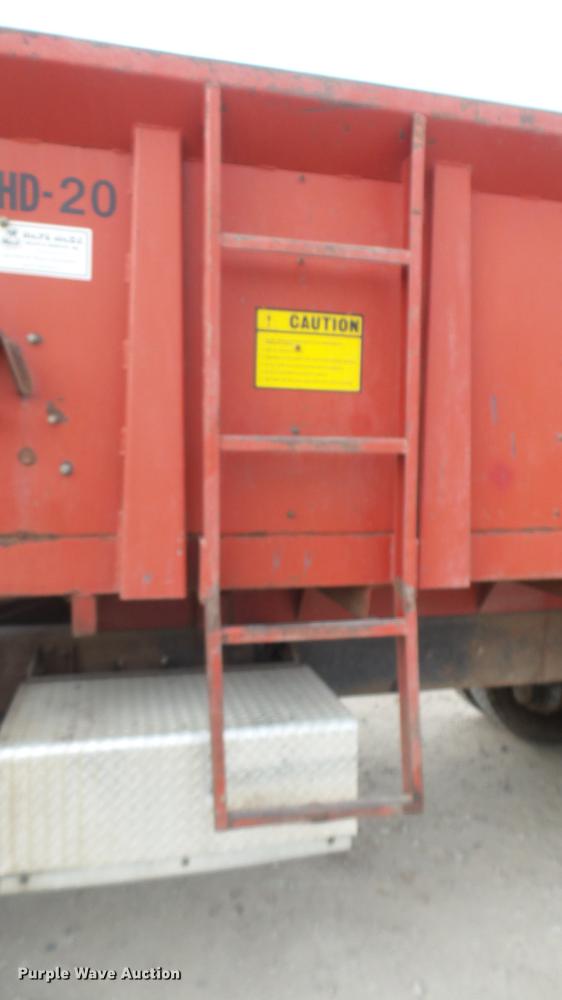 image for item DC2426 1986 International F9370 manure spreader truck