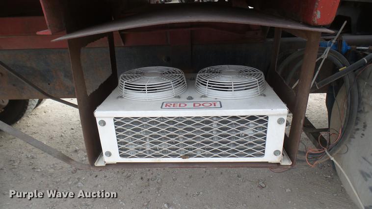 image for item DC2426 1986 International F9370 manure spreader truck