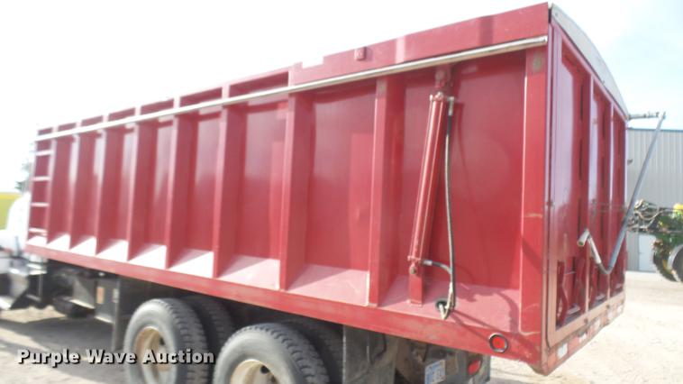 image for item DC2427 1990 Kenworth T450 grain truck