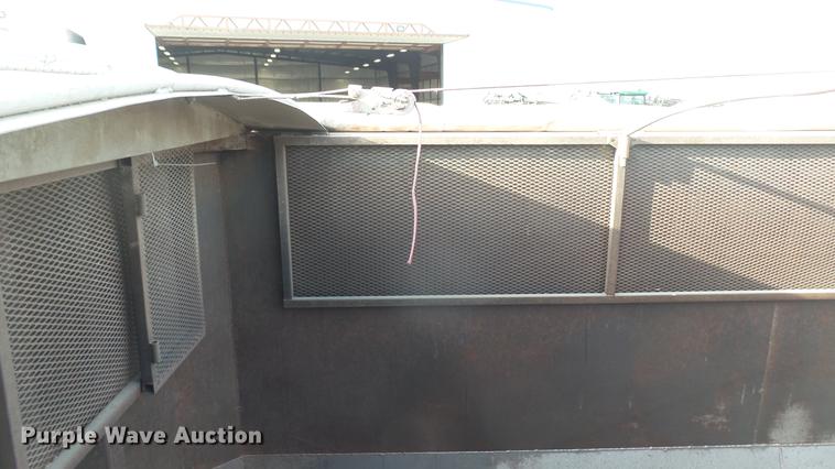 image for item DC2427 1990 Kenworth T450 grain truck