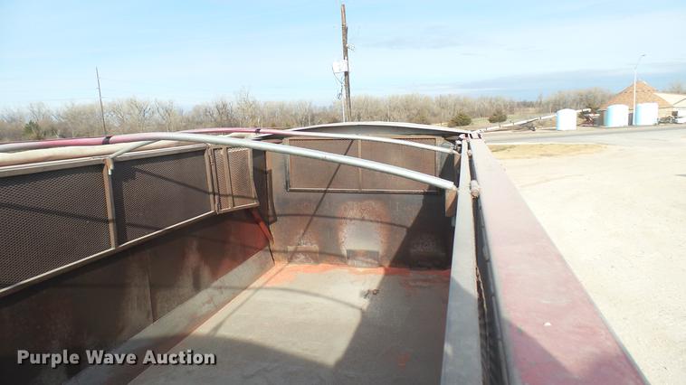 image for item DC2427 1990 Kenworth T450 grain truck