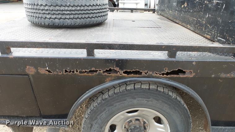 image for item DC2432 2006 Ford F350 Super Duty XLT flatbed pickup truck