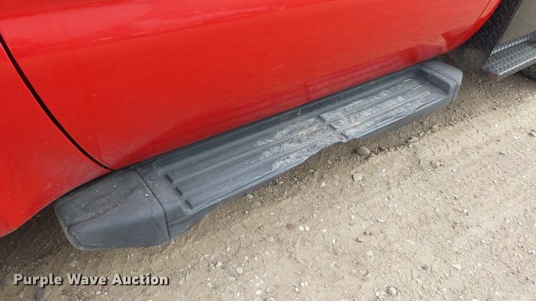 image for item DC2432 2006 Ford F350 Super Duty XLT flatbed pickup truck