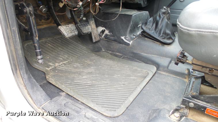 image for item DC2433 1991 Chevrolet Kodiak service truck