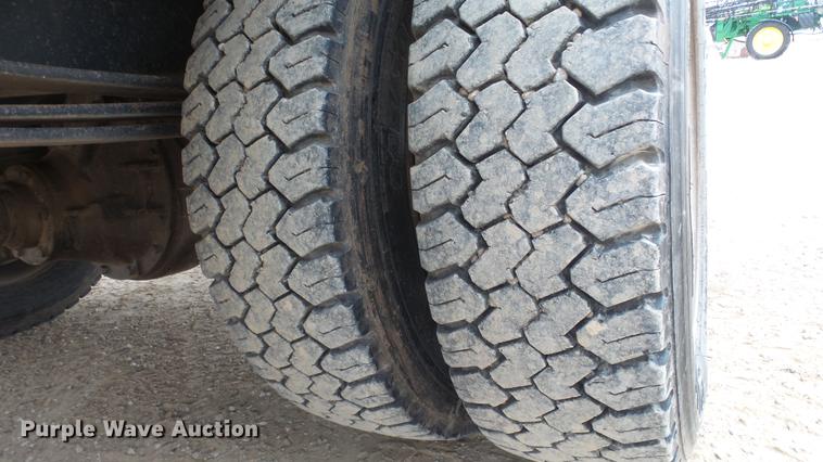 image for item DC2433 1991 Chevrolet Kodiak service truck