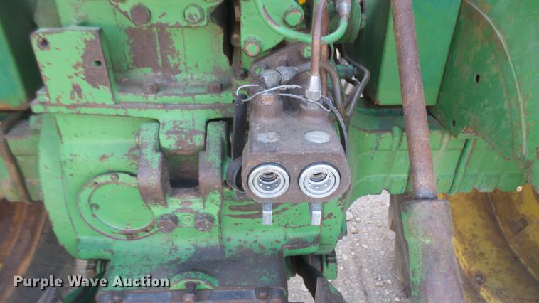 image for item DC2434 John Deere 4010 tractor