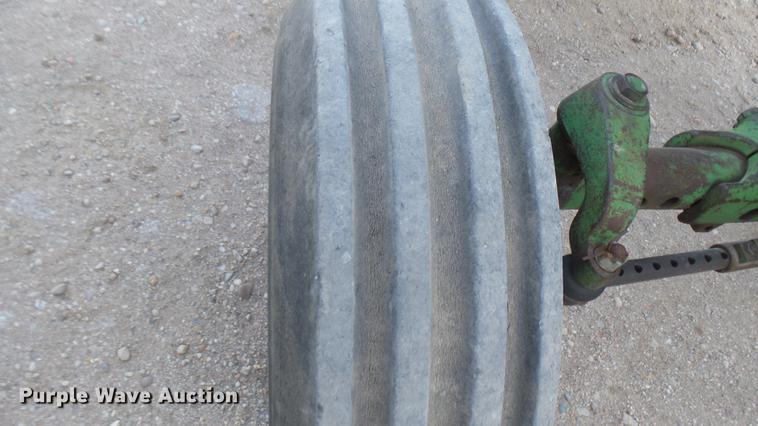 image for item DC2434 John Deere 4010 tractor