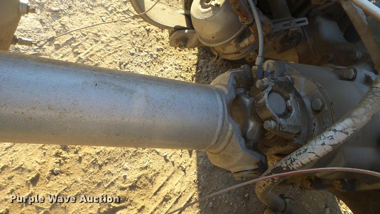 image for item DC2437 2005 Kenworth T800B semi truck