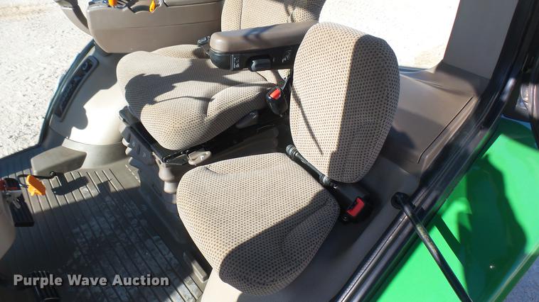 image for item DC2439 2013 John Deere 8235R MFWD tractor