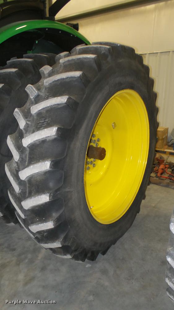 image for item DC2439 2013 John Deere 8235R MFWD tractor