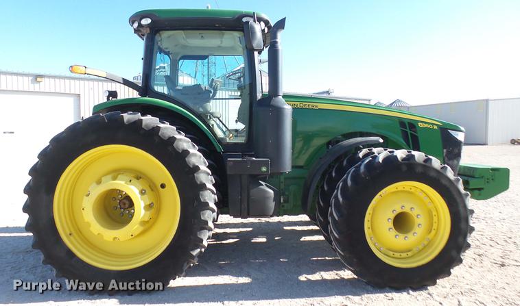 image for item DC2440 2013 John Deere 8360R MFWD tractor