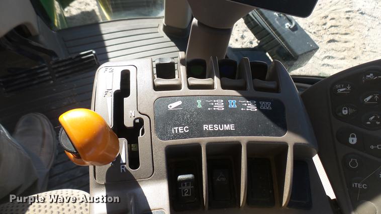 image for item DC2440 2013 John Deere 8360R MFWD tractor