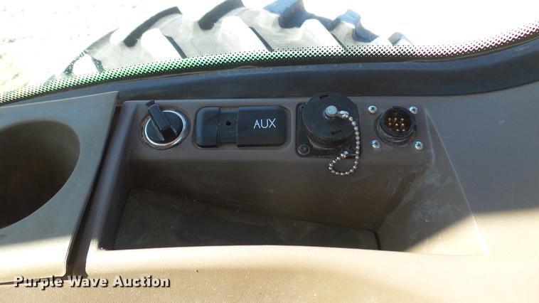 image for item DC2440 2013 John Deere 8360R MFWD tractor