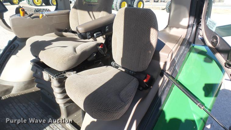 image for item DC2440 2013 John Deere 8360R MFWD tractor