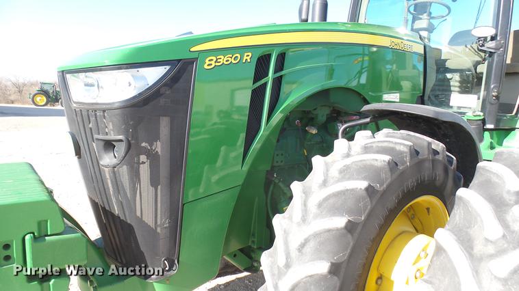 image for item DC2440 2013 John Deere 8360R MFWD tractor