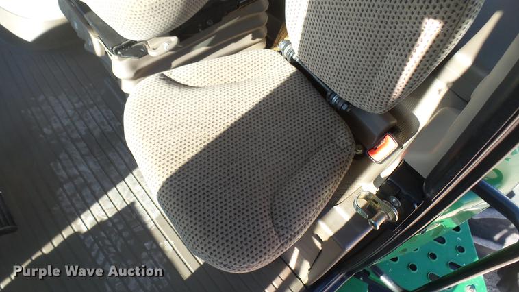 image for item DC2441 2013 John Deere 9460R 4WD tractor