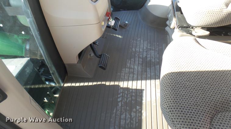 image for item DC2441 2013 John Deere 9460R 4WD tractor