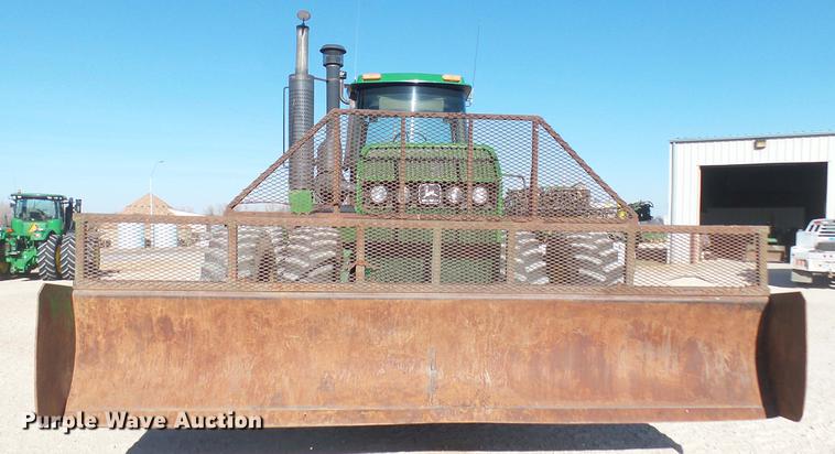 image for item DC2443 1991 John Deere 8760 4WD tractor