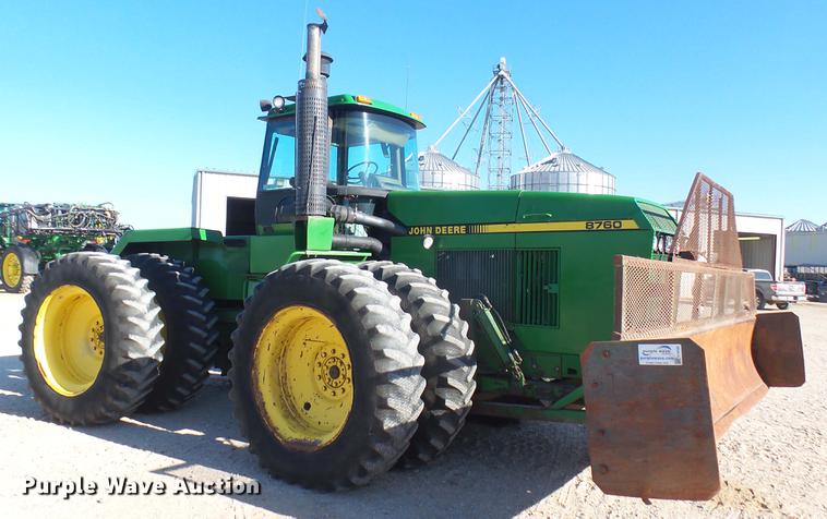 image for item DC2443 1991 John Deere 8760 4WD tractor
