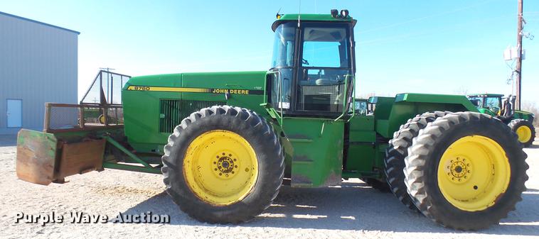 image for item DC2443 1991 John Deere 8760 4WD tractor