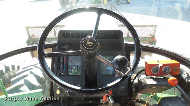 image for item DC2443 1991 John Deere 8760 4WD tractor