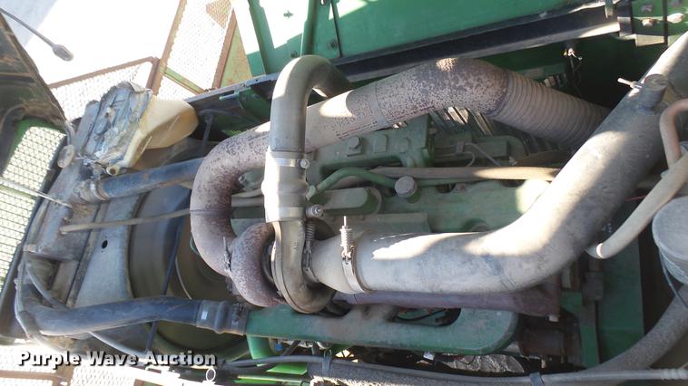 image for item DC2443 1991 John Deere 8760 4WD tractor