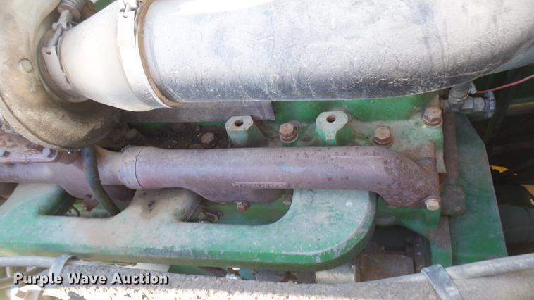 image for item DC2443 1991 John Deere 8760 4WD tractor